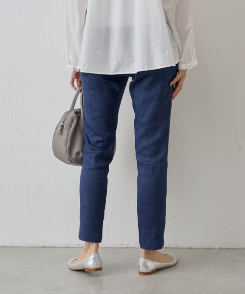 美品 BEARDSLEY テックリネンパンツ ブルー FREE ビアズリー BEARDSLEY（ビアズリー）の「デニム風リネンスリムタックパンツ