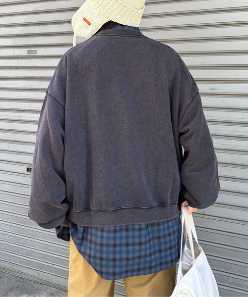 CPCM（シーピーシーエム）の「パウダー加工スウェットプルオーバー（スウェット・メンズ・ブラック/ブラック系その他2/ブラック系その他/ブラック系その他3・MEDIUM/LARGE/SMALL）」の8枚目の写真