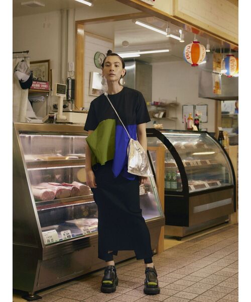 UN3D.（アンスリード）の「オリガミ２WAYメタリックパース（ショルダーバッグ・レディース・ゴールド/シルバー・FREE）」の5枚目の写真