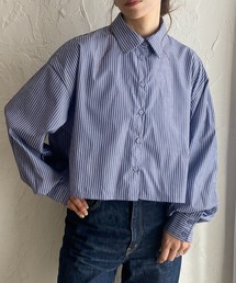 レギュラーカラーボリュームスリーブタックショート丈長袖ストライプシャツ