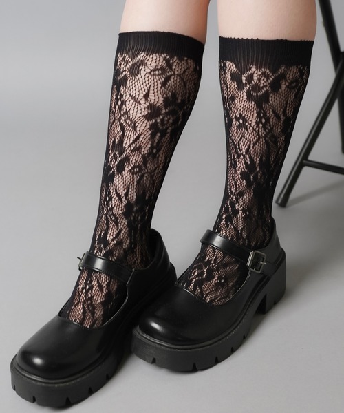 SPINNS(スピンズ)の「レースシンプルハイソックス(ソックス/靴下・レディース・ブラック/ホワイト・ONESIZE)」の1枚目の写真