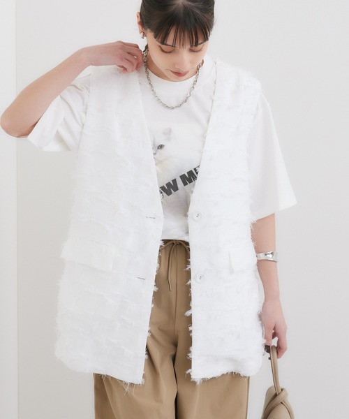 LUGIVA（ルギヴァ）の「LUGIVa カットジャガードベスト（ベスト・レディース・ホワイト/ブラック・FREE）」の2枚目の写真