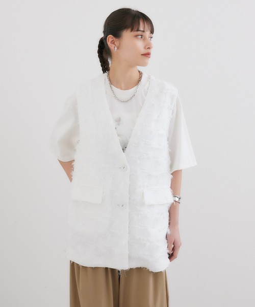 LUGIVA（ルギヴァ）の「LUGIVa カットジャガードベスト（ベスト・レディース・ホワイト/ブラック・FREE）」の13枚目の写真