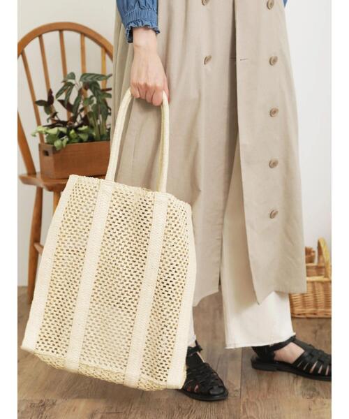 Samansa Mos2（サマンサ モスモス）の「透かしペーパートートバッグ（ハンドバッグ・レディース・ベージュ/キナリ・F）」の2枚目の写真