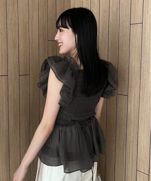 FRAY I.D（フレイアイディー）の「フリルスリーブシャーリングブラウス（シャツ/ブラウス・レディース・ホワイト/ブラック/ネイビー/ブラウン・FREE）」の13枚目の写真