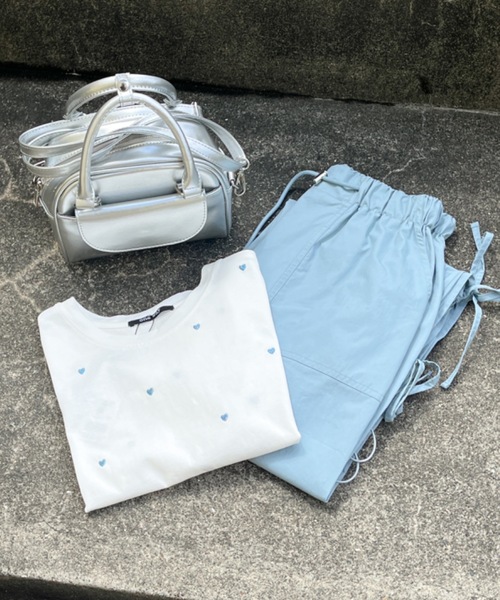 one way（ワンウェイ）の「サイドリボンカーゴパンツ（カーゴパンツ・レディース・ホワイト/ブルー/ブラック/ピンク/ベージュ・FREE）」の4枚目の写真