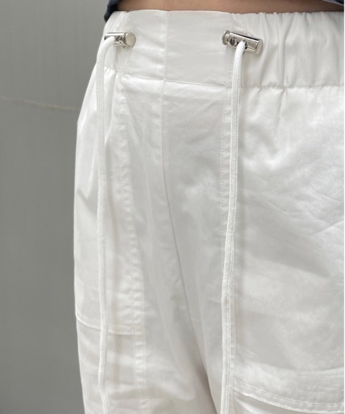 one way（ワンウェイ）の「サイドリボンカーゴパンツ（カーゴパンツ・レディース・ホワイト/ブルー/ブラック/ピンク/ベージュ・FREE）」の13枚目の写真