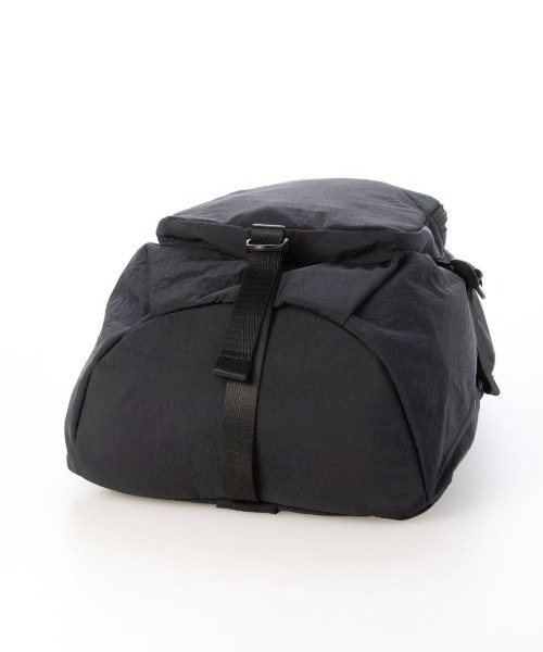 cache cache(カシュ カシュ)の「カシュカシュ cachecache / ベルトポケットスリングバッグ(バックパック/リュック・レディース・カーキ/ブラック/アイボリー・FREE)」の9枚目の写真