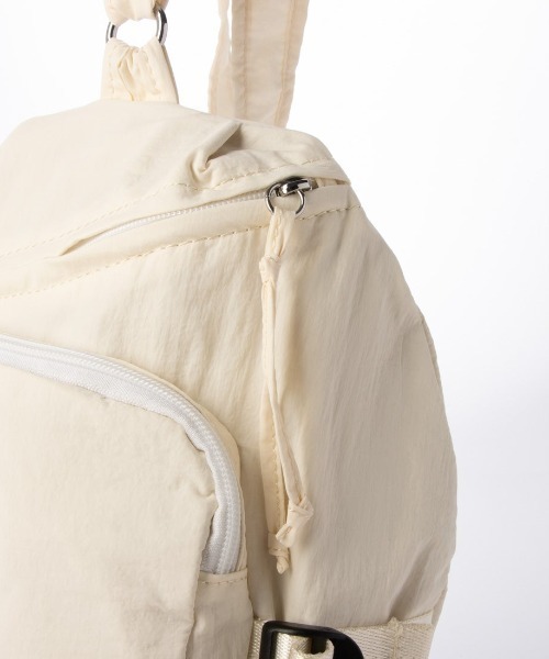 cache cache(カシュ カシュ)の「カシュカシュ cachecache / ベルトポケットスリングバッグ(バックパック/リュック・レディース・カーキ/ブラック/アイボリー・FREE)」の7枚目の写真