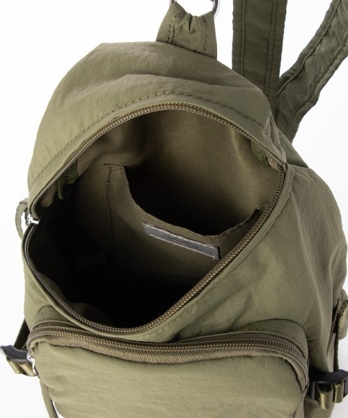 cache cache(カシュ カシュ)の「カシュカシュ cachecache / ベルトポケットスリングバッグ(バックパック/リュック・レディース・カーキ/ブラック/アイボリー・FREE)」の15枚目の写真