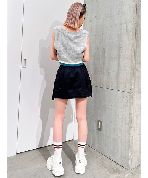 GYDA（ジェイダ）の「カーゴポケットスカートライクショートパンツ（カーゴパンツ・レディース・ブラック/アイボリー・FREE）」の9枚目の写真