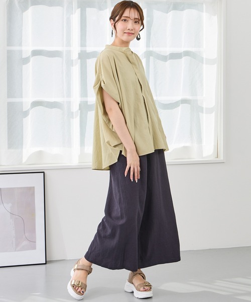 NICOLE white（ニコルホワイト）の「ショルダータック ブラウス/フレンチドレープ（シャツ/ブラウス・レディース・イエロー/ブラック/オフホワイト・FREE）」の4枚目の写真