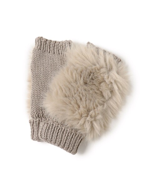 Ray BEAMS（レイビームス）の「フェイクファー アームウォーマー（手袋・レディース・ピンク/ベージュ・ONE SIZE）」の15枚目の写真