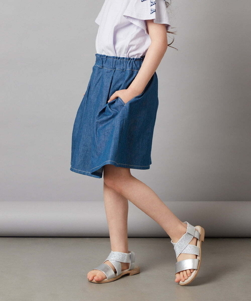 a.v.v（アーヴェヴェ）の「[140-150]タック＆ギャザーフレアスカート（スカート・キッズ・ブルー/ブラック/ベージュ・140/150）」の4枚目の写真