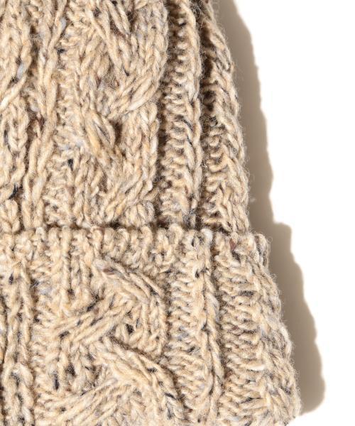 BEAMS PLUS（ビームスプラス）の「BEAMS PLUS / ドネガルケーブルワッチキャップ（ニットキャップ/ビーニー・メンズ・チャコールグレー/ベージュ/ブラウン/オリーブ/ネイビー・ONE SIZE）」の20枚目の写真