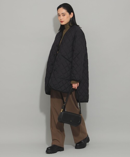 Ray BEAMS(レイビームス)の「GYMPHLEX / キルト ダウン コート(ダウンジャケット/コート・レディース・ブラック/ナチュラル・14/12)」の18枚目の写真