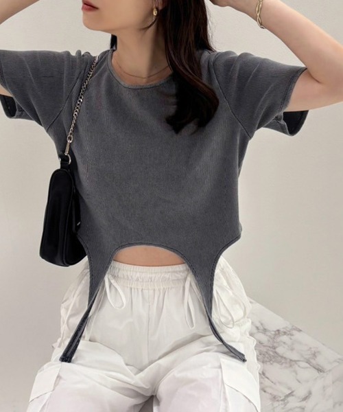 one after another NICE CLAUP(ワンアフターアナザーナイスクラップ)の「ガーターデザイントップス(Tシャツ/カットソー・レディース・アイボリー/ベージュ系その他/チャコールグレー・FREE)」の2枚目の写真