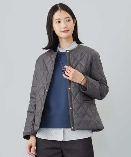 J.PRESS Ladies(J.プレス レディス)の「【WEB限定カラーあり・洗える】コンパクトタフタキルティング ブルゾン(ブルゾン・レディース・ベージュ系/ブラック系/アイボリー系/グレー系/ネイビー系・XS/S)」の3枚目の写真