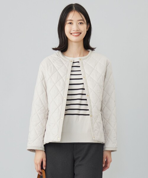 J.PRESS Ladies(J.プレス レディス)の「【WEB限定カラーあり・洗える】コンパクトタフタキルティング ブルゾン(ブルゾン・レディース・ベージュ系/ブラック系/アイボリー系/グレー系/ネイビー系・XS/S)」の4枚目の写真
