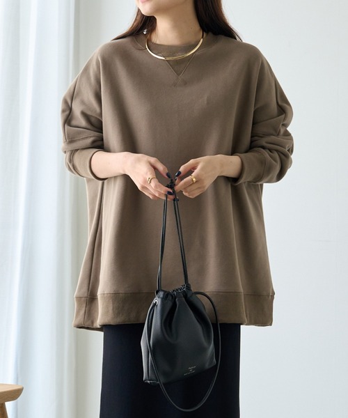 PUAL CE CIN(ピュアルセシン)の「裏起毛チュニックプルオーバー(スウェット・レディース・チャコールグレー/グレイッシュベージュ/オートミール/モカ・FREE)」の4枚目の写真