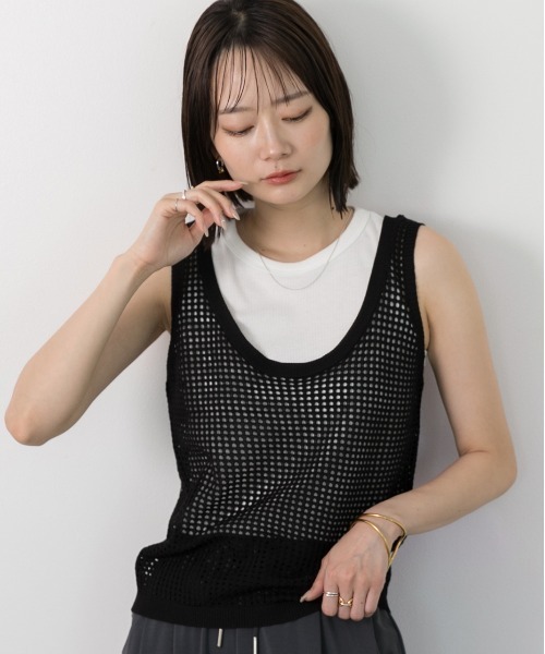 ad thie(アドティエ)の「透かし編み ニットタンクトップ(タンクトップ・レディース・オフホワイト/ベージュ/ブラック/グリーン・FREE)」の17枚目の写真