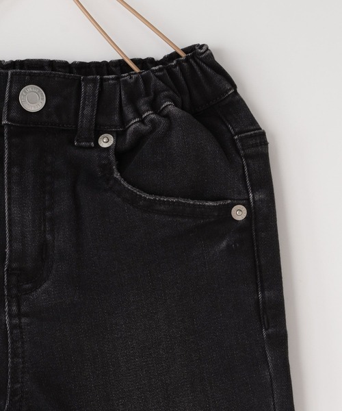LOWRYS FARM（ローリーズファーム）の「ＪＵＳＴＦＩＴスキニー　131396（デニムパンツ・キッズ・ブルー/ケミカルウォッシュ/ブラック・140cm/130cm/120cm/110cm/150cm）」の5枚目の写真