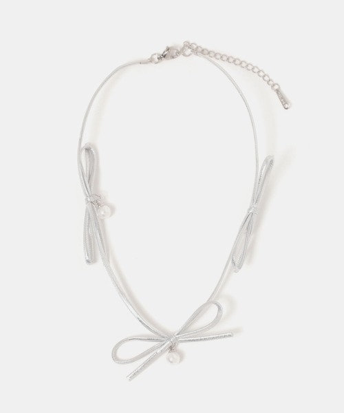 FOREVER 21(フォーエバー トゥエンティーワン)の「【2024FW】パールリボンネックレス(ネックレス・レディース・ブラック/シルバー・FREE)」の2枚目の写真