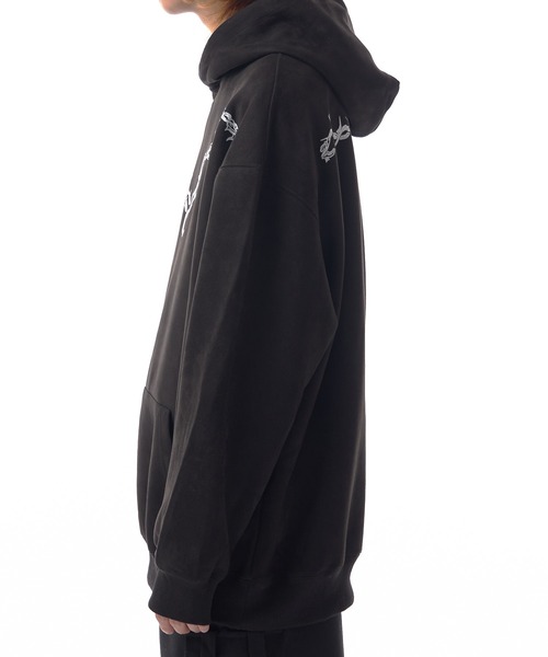 Theater code(シアターコード)の「neck chain design pullover parka / ネックチェーンデザイン プルオーバーパーカー(パーカー・メンズ・グレー/ブラック・3/2)」の11枚目の写真