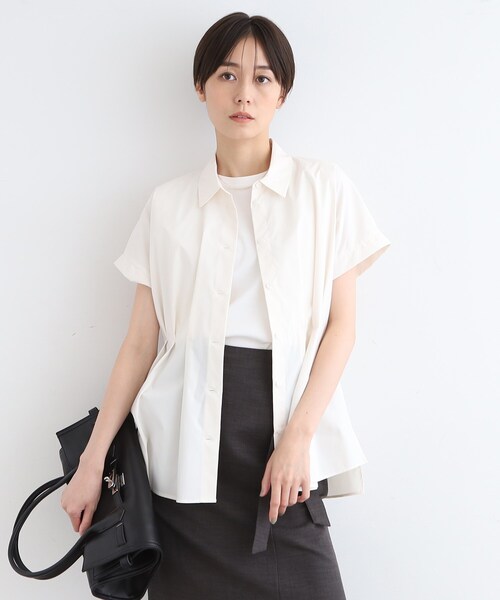 INDIVI（インディヴィ）の「【洗える】タックデザインブラウス（シャツ/ブラウス・レディース・ブルー系その他7/ブラック/ホワイト系8/ピンク系・05/13/15 /19/38/40）」の2枚目の写真