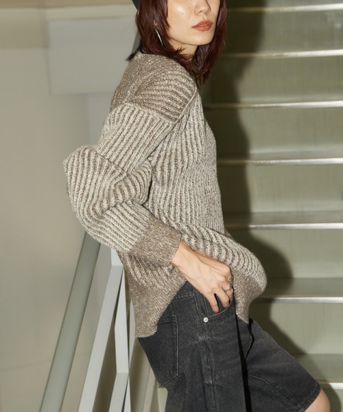 Auntie Rosa Holiday(アンティローザホリデー)の「起毛リブオーバーサイズニット(ニット/セーター・レディース・ベージュ/グレー/ブルー・FREE)」の16枚目の写真