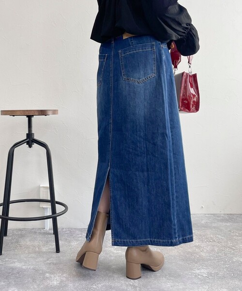 fredy emue（フレディエミュ）の「デニムロングスカート（デニムスカート・レディース・サックスブルー/ブルー・36/38）」の14枚目の写真