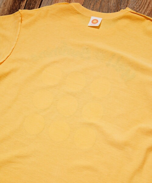 Jonas Claesson(ジョナスクレアッソン)の「JONAS CLAESSON/ジョナスクレアッソン Insideout Hello Sunshine L/S TEE/インサイドアウト ハローサンシャイン ロングスリーブ Tシャツ/リバーシブル(Tシャツ/カットソー・メンズ・チャコールグレー/オフホワイト/マスタード・SMALL/MEDIUM/LARGE)」の12枚目の写真