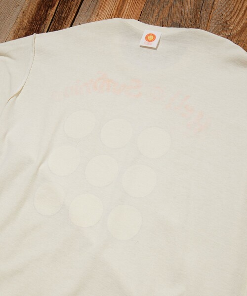 Jonas Claesson(ジョナスクレアッソン)の「JONAS CLAESSON/ジョナスクレアッソン Insideout Hello Sunshine L/S TEE/インサイドアウト ハローサンシャイン ロングスリーブ Tシャツ/リバーシブル(Tシャツ/カットソー・メンズ・チャコールグレー/オフホワイト/マスタード・SMALL/MEDIUM/LARGE)」の15枚目の写真