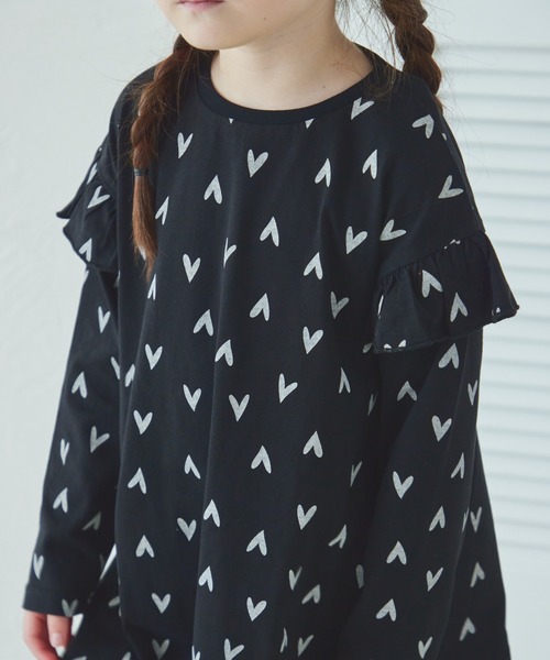 pairmanon(ペアマノン)の「総柄 肩フリル 長袖 ワンピース(ワンピース・キッズ・ブラック系その他2/ベージュ系その他/ベージュ系その他2/ブラック系その他・100/120/150/130/140/110/90)」の11枚目の写真