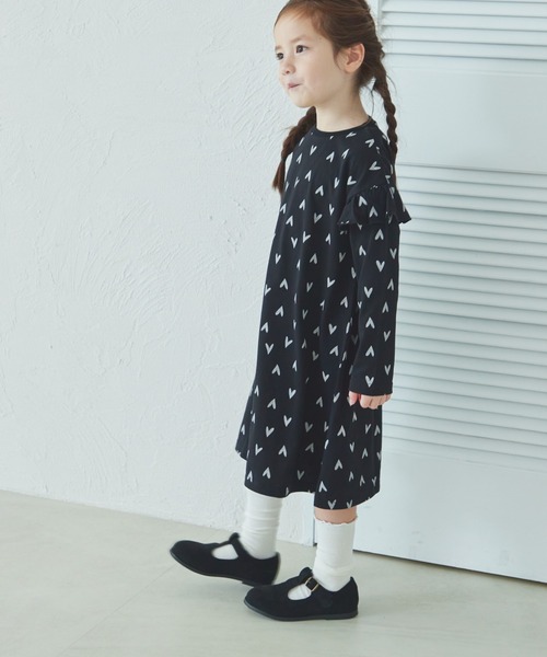 pairmanon(ペアマノン)の「総柄 肩フリル 長袖 ワンピース(ワンピース・キッズ・ブラック系その他2/ベージュ系その他/ベージュ系その他2/ブラック系その他・100/120/150/130/140/110/90)」の14枚目の写真