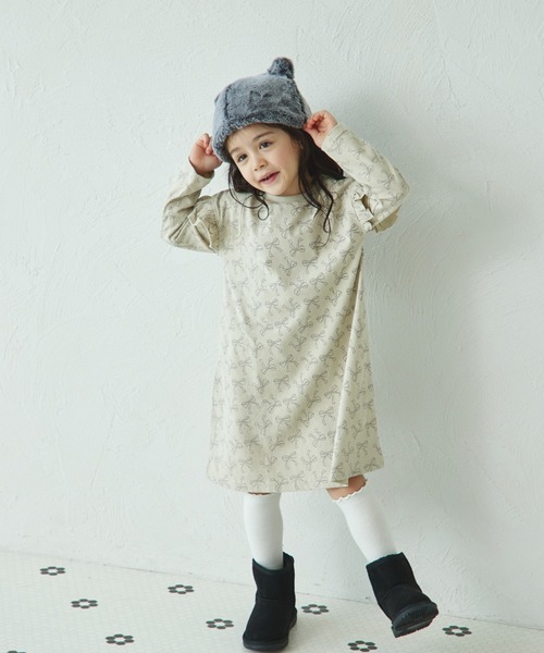 pairmanon(ペアマノン)の「総柄 肩フリル 長袖 ワンピース(ワンピース・キッズ・ブラック系その他2/ベージュ系その他/ベージュ系その他2/ブラック系その他・100/120/150/130/140/110/90)」の21枚目の写真