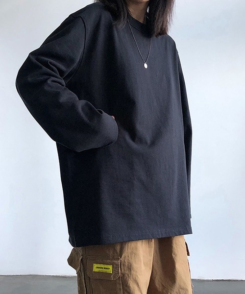 Pittok(ピットク)の「オーバーサイズ無地柄 長袖ロンT(Tシャツ/カットソー・レディース・ホワイト/ブラック・MEDIUM)」の4枚目の写真