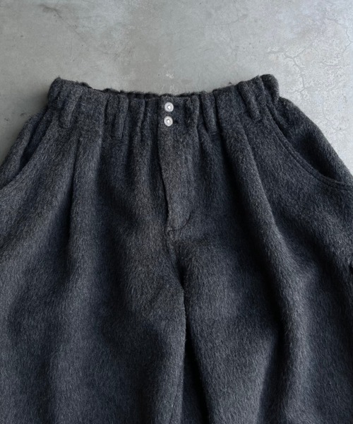 BALLSY.BROTHERS（ボールジーブラザーズ）の「Shaggy Wide Balloon Western Pants（その他パンツ・メンズ・ベージュ/チャコール/グリーン・MEDIUM/LARGE）」の2枚目の写真