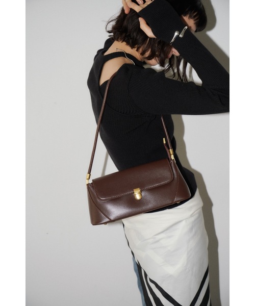 DRWCYS（ドロシーズ）の「スクエアフラップバック（ハンドバッグ・レディース・ブラック/ブラウン・FREE）」の7枚目の写真