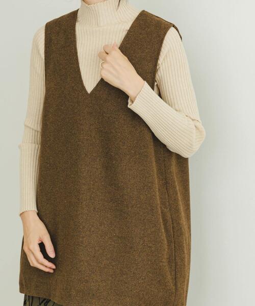 ITEMS URBANRESEARCH(アイテムズ アーバンリサーチ)の「Vネックジレ(シャツ/ブラウス・レディース・チャコールグレー/グレー/ブラウン・FREE)」の22枚目の写真
