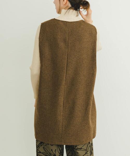 ITEMS URBANRESEARCH(アイテムズ アーバンリサーチ)の「Vネックジレ(シャツ/ブラウス・レディース・チャコールグレー/グレー/ブラウン・FREE)」の21枚目の写真