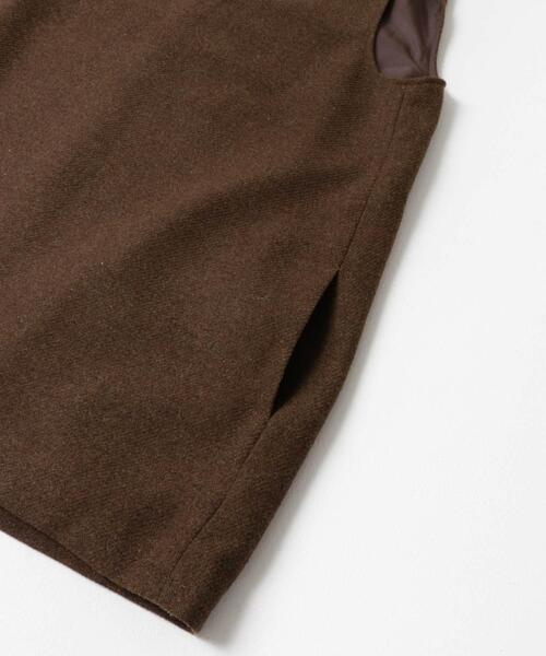 ITEMS URBANRESEARCH(アイテムズ アーバンリサーチ)の「Vネックジレ(シャツ/ブラウス・レディース・チャコールグレー/グレー/ブラウン・FREE)」の8枚目の写真