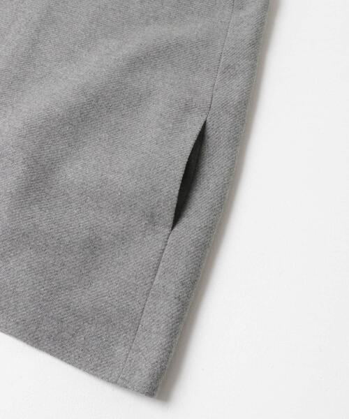 ITEMS URBANRESEARCH(アイテムズ アーバンリサーチ)の「Vネックジレ(シャツ/ブラウス・レディース・チャコールグレー/グレー/ブラウン・FREE)」の14枚目の写真