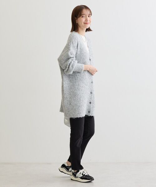 Green　Parks（グリーンパークス）の「ブークレーVネックミディ丈カーディガン（カーディガン/ボレロ・レディース・ベージュ/グレー/ブルー・FREE）」の6枚目の写真