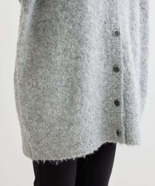 Green　Parks（グリーンパークス）の「ブークレーVネックミディ丈カーディガン（カーディガン/ボレロ・レディース・ベージュ/グレー/ブルー・FREE）」の13枚目の写真