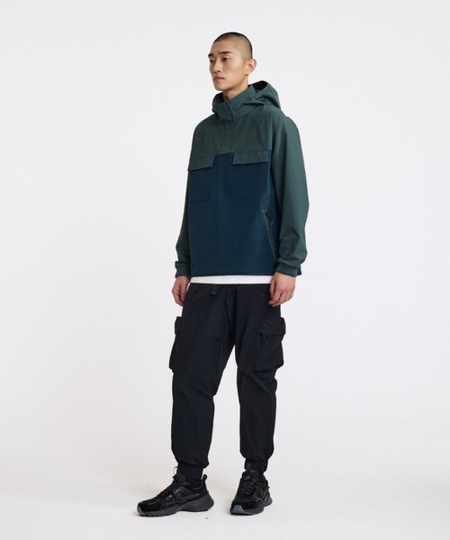 NIKE(ナイキ)の「ナイキ V2K ラン GORE-TEX ウィメンズ 防水 シューズ / Nike V2K Run GORE-TEX Women's Waterproof Shoes FZ2622-001 Black(スニーカー・レディース・ブラック・22/25/25.5/26/24/23/22.5/23.5/24.5)」の14枚目の写真