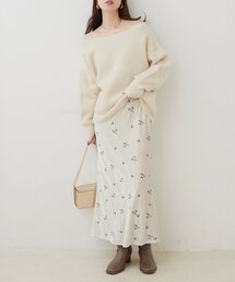 ベロア刺繍マーメイドスカート