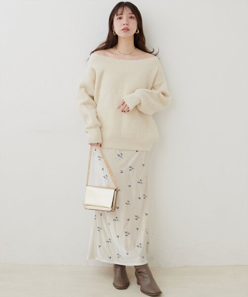 natural couture（ナチュラルクチュール）の「ベロア刺繍マーメイドスカート（スカート・レディース・ブラウン/グレー/アイボリー・FREE）」の7枚目の写真