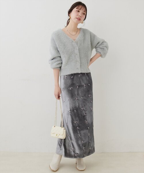 natural couture（ナチュラルクチュール）の「ベロア刺繍マーメイドスカート（スカート・レディース・ブラウン/グレー/アイボリー・FREE）」の21枚目の写真