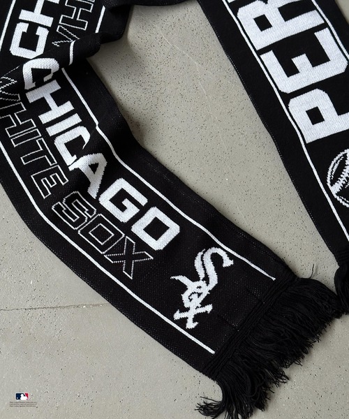 Perushu（ペルーシュ）の「Perushu × MLB ジャガードニットマフラー（マフラー・メンズ・ネイビー/レッド/ブラック・FREE）」の13枚目の写真